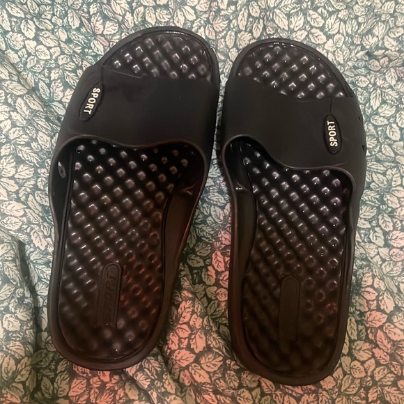 🖤Men’s Black Sports Slides🖤 - Picture 1 of 7